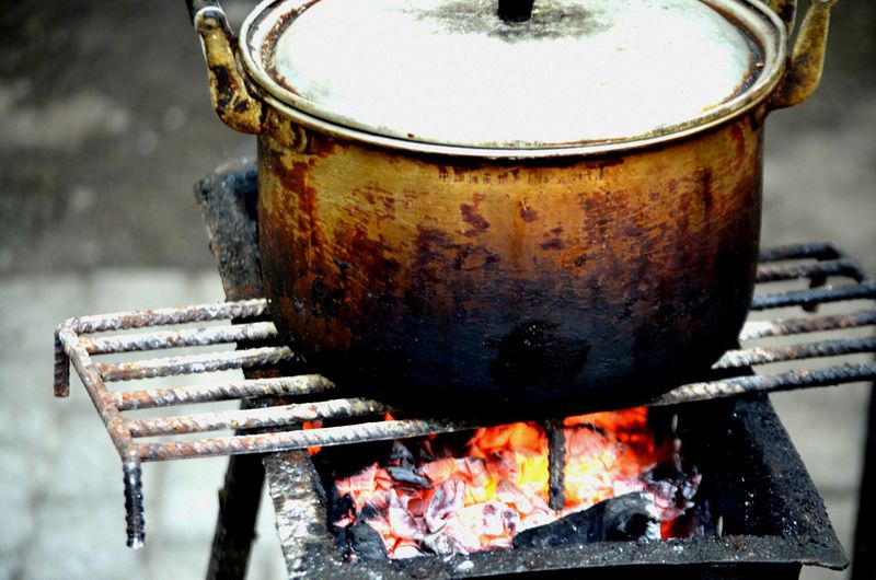 File:Outdoor-cooking.jpg
